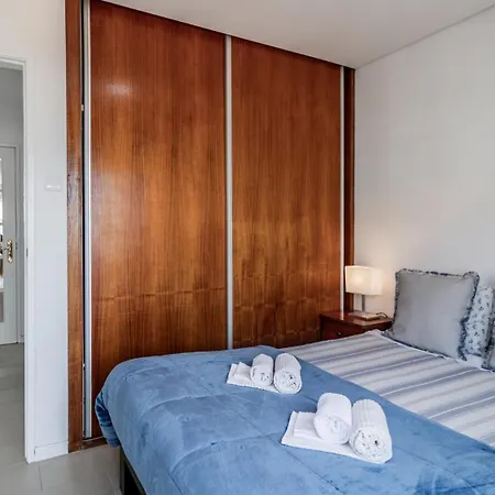 Gaia By Unique Hosts